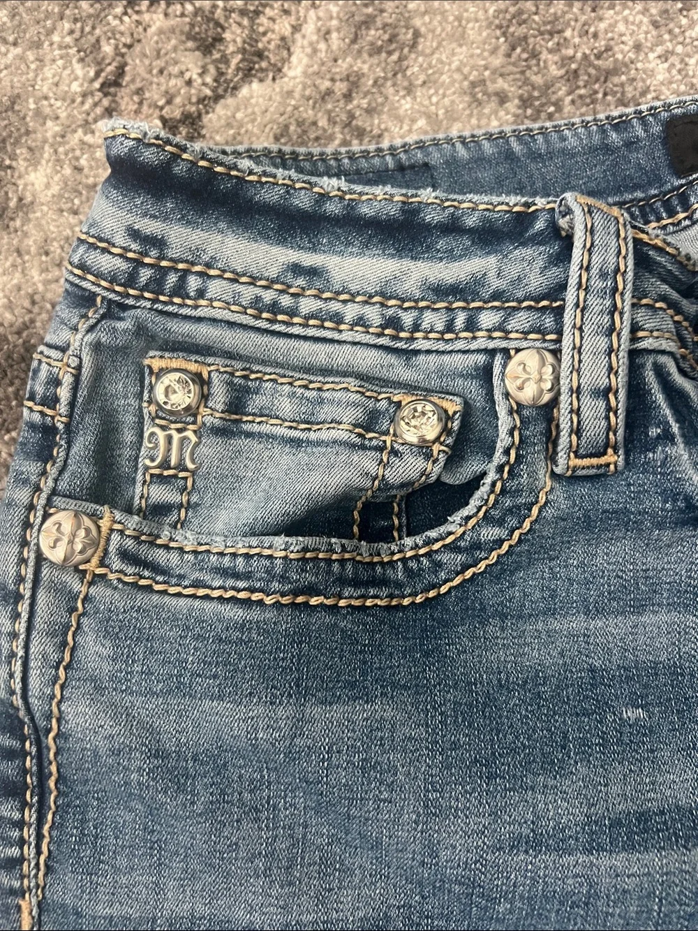 Miss Me Light-Mid Blue Size 32 Skinny Jeans - Picture 3 of 14